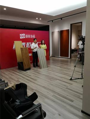 用心服務(wù) 鉅惠不止|康輝地板全國聯(lián)動(dòng)工廠搶購會(huì)圓滿結(jié)束!